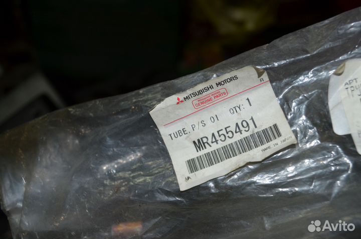 Mitsubishi Pajero Трубка охлаждения