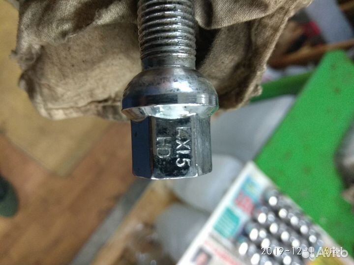 Болты, заглушки