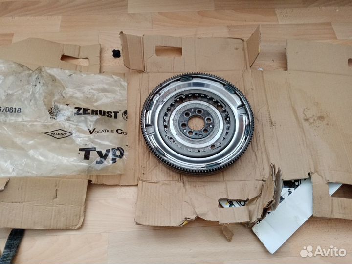 Маховик двухмассовый Шкода Октавия А 7