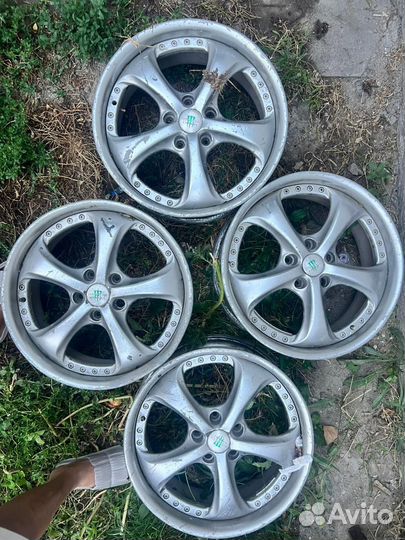 Продаю диски