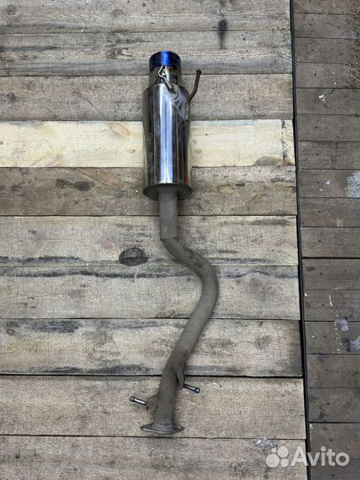 Прямоточный глушитель HKS