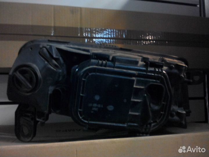 Фара левая А6 2006г