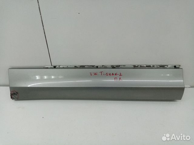 Молдинг передней левой двери Volkswagen Tiguan 2