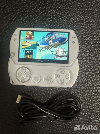 Sony PSP GO 64gb