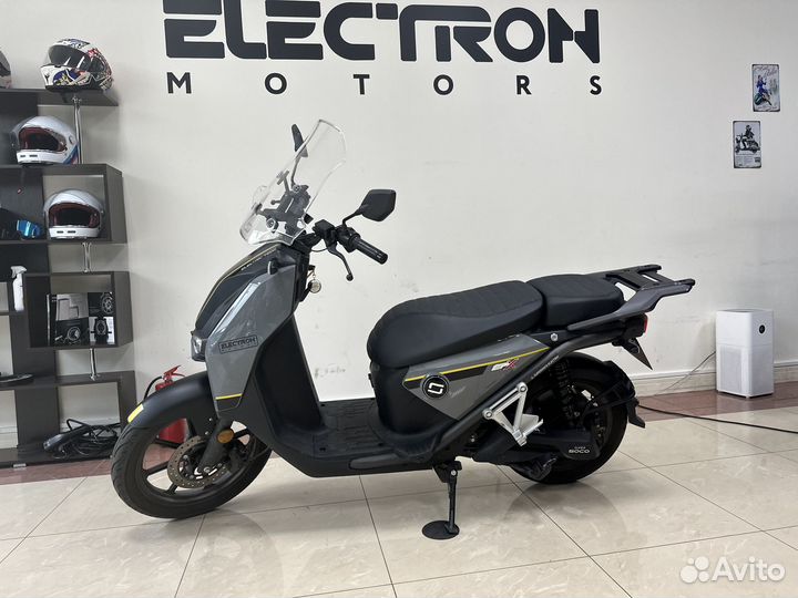 Электроскутер Super Soco CPX