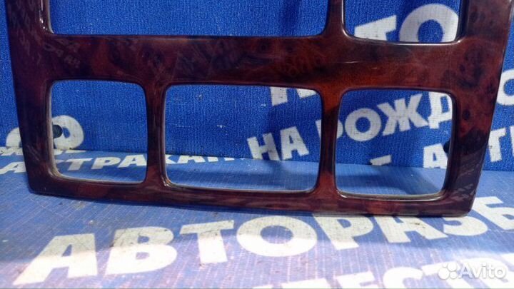 Накладка центральной консоли Mercedes-Benz W220