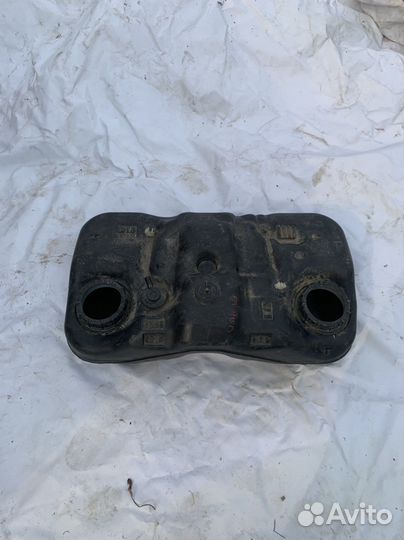 Бак топливный (бензобак) honda fit GD1 4WD
