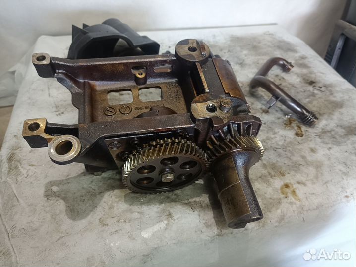 Насос масляный Audi A6 3.0 ASN BBJ