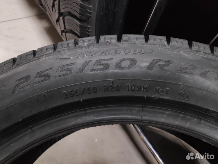 Pirelli Ice Zero FR 255/50 R20 109H