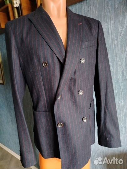 Двухбортный костюм tommy hilfinger 50 р