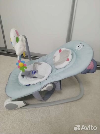 Шезлонг детский chicco