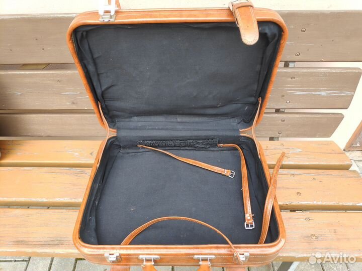 Чемоданы времен СССР