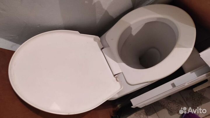 Унитаз с бачком бу