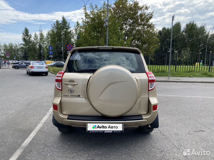 Toyota RAV4 2.0 CVT, 2010, 257 000 км