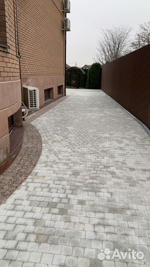 Укладка брусчатки