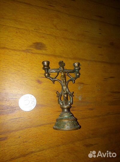 Подсвечник