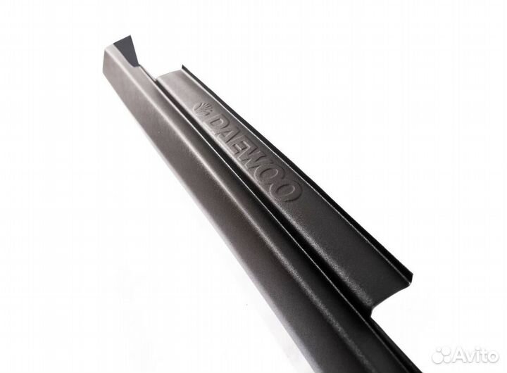 Накладки на пороги, двери и колесные арки Nexia