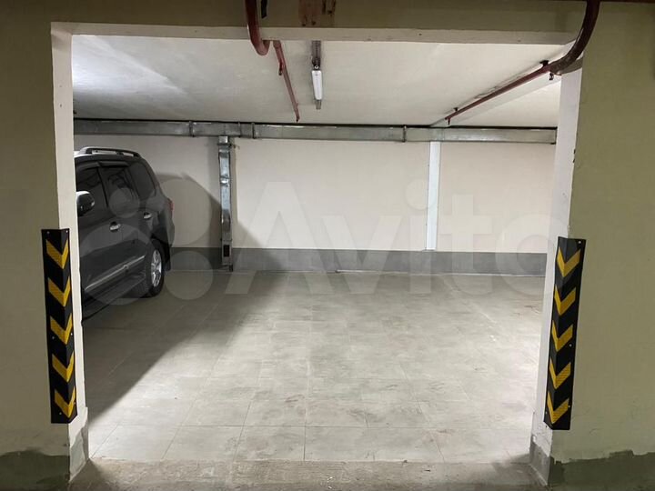 Машиноместо, 18 м²