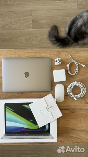 Macbook pro 13 m2 512gb