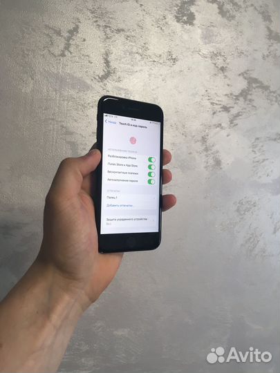 iPhone SE (2020), 64 ГБ