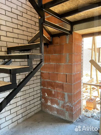 Металлокаркасы для лестниц