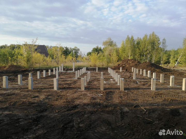 Забивка жб свай под 2-эт каркасный дом