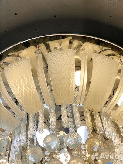 Люстра потолочная
