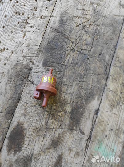 Клапан вентиляции топливного бака Пежо 206