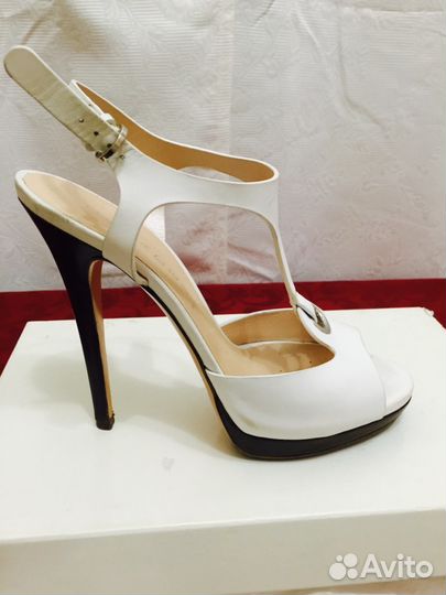 Босоножки Casadei