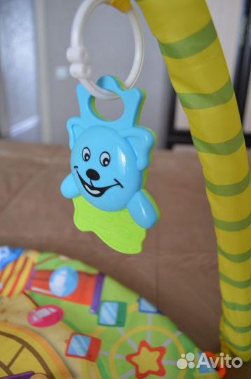 Развивающий коврик для самых маленьких