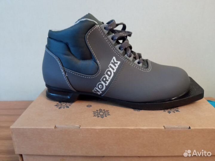 Ботинки лыжные Nordk 38р