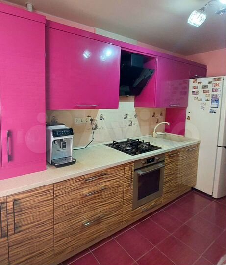 2-к. квартира, 64,7 м², 1/10 эт.