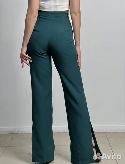 Брюки клеш с разрезом