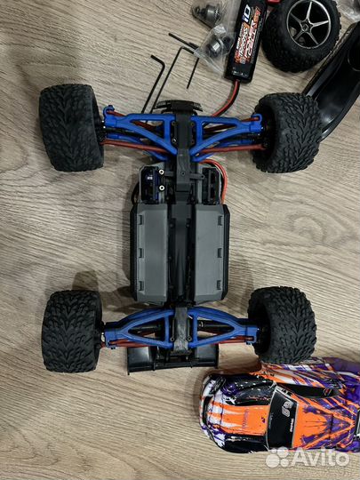 Машинка Traxxas E-revo 1/16