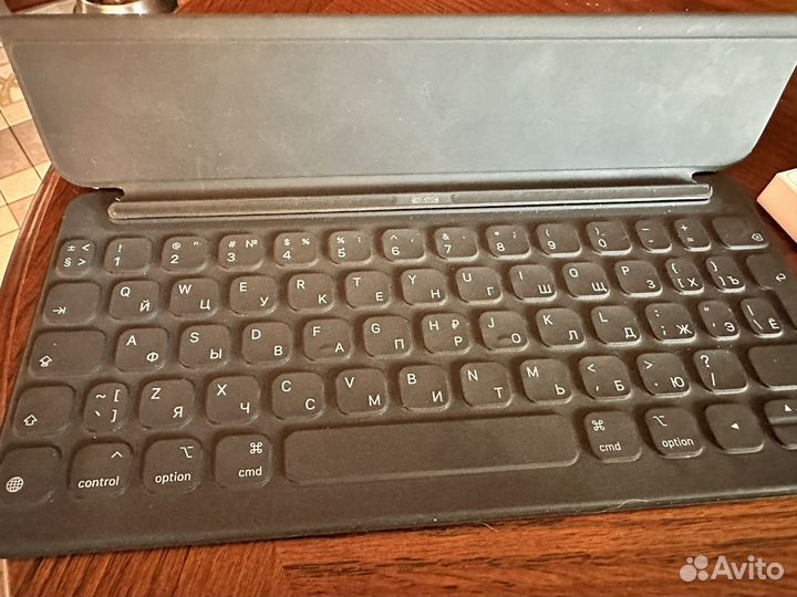 Apple SMART keyboard