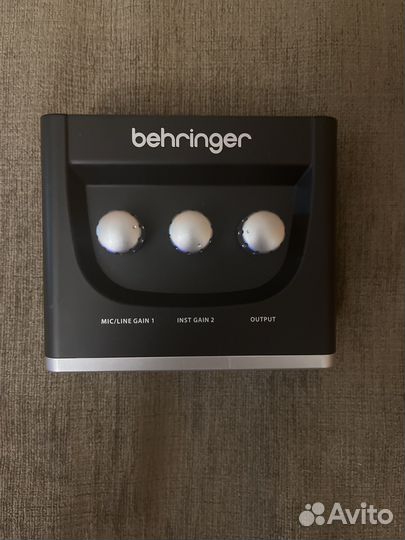 Behringer U-phoria studio набор для звукозаписи