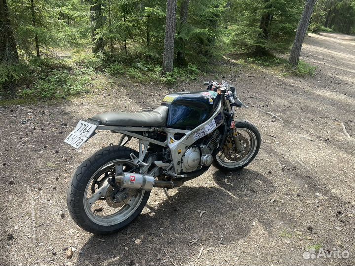 Ямаха фзр400р