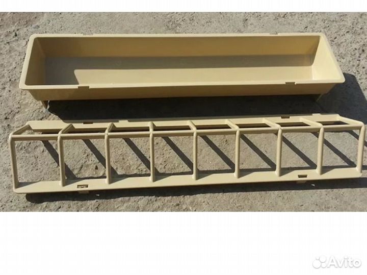 Кормушка для цыплят