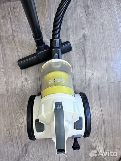 Пылесос Karcher VC 3 Premium