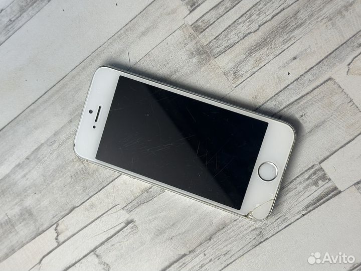 iPhone 5S, 32 ГБ
