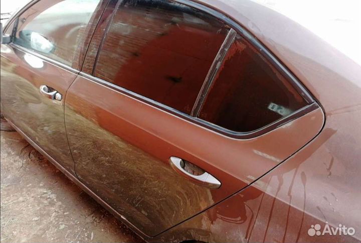 Форточки задних дверей Шкода Октавия А7