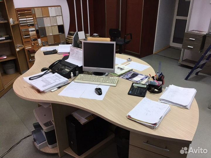 Компьютерный стол