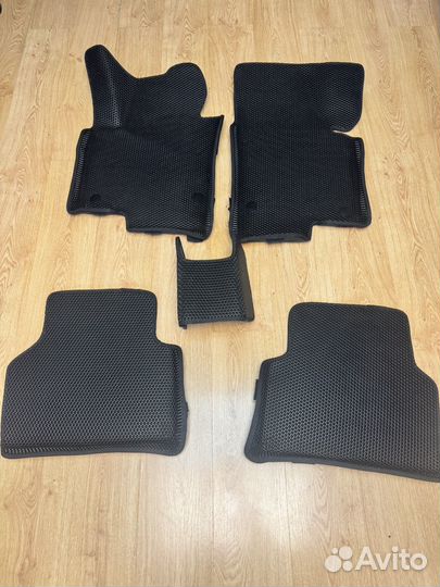 Эва ковры Tiguan 1 (левый руль)