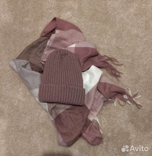 Шапка и шарф Женский