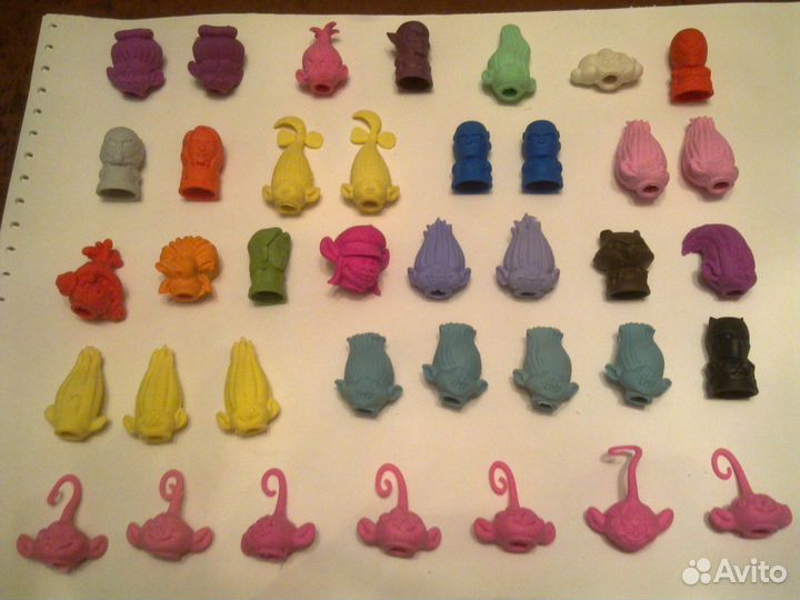 Киндереры, машинки, игрушки и магниты