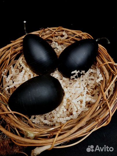 Черная ритуальная свеча яйцо