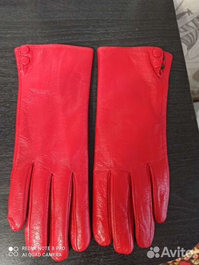 Перчатки женские кожаные новые