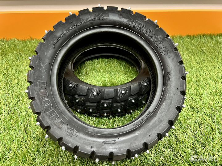 Покрышка шипованная для электросамоката серии М