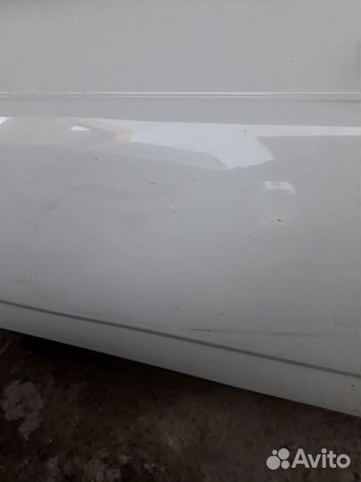 Левая передняя дверь на priora