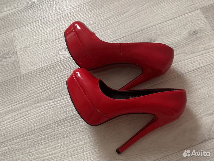 Продам туфли